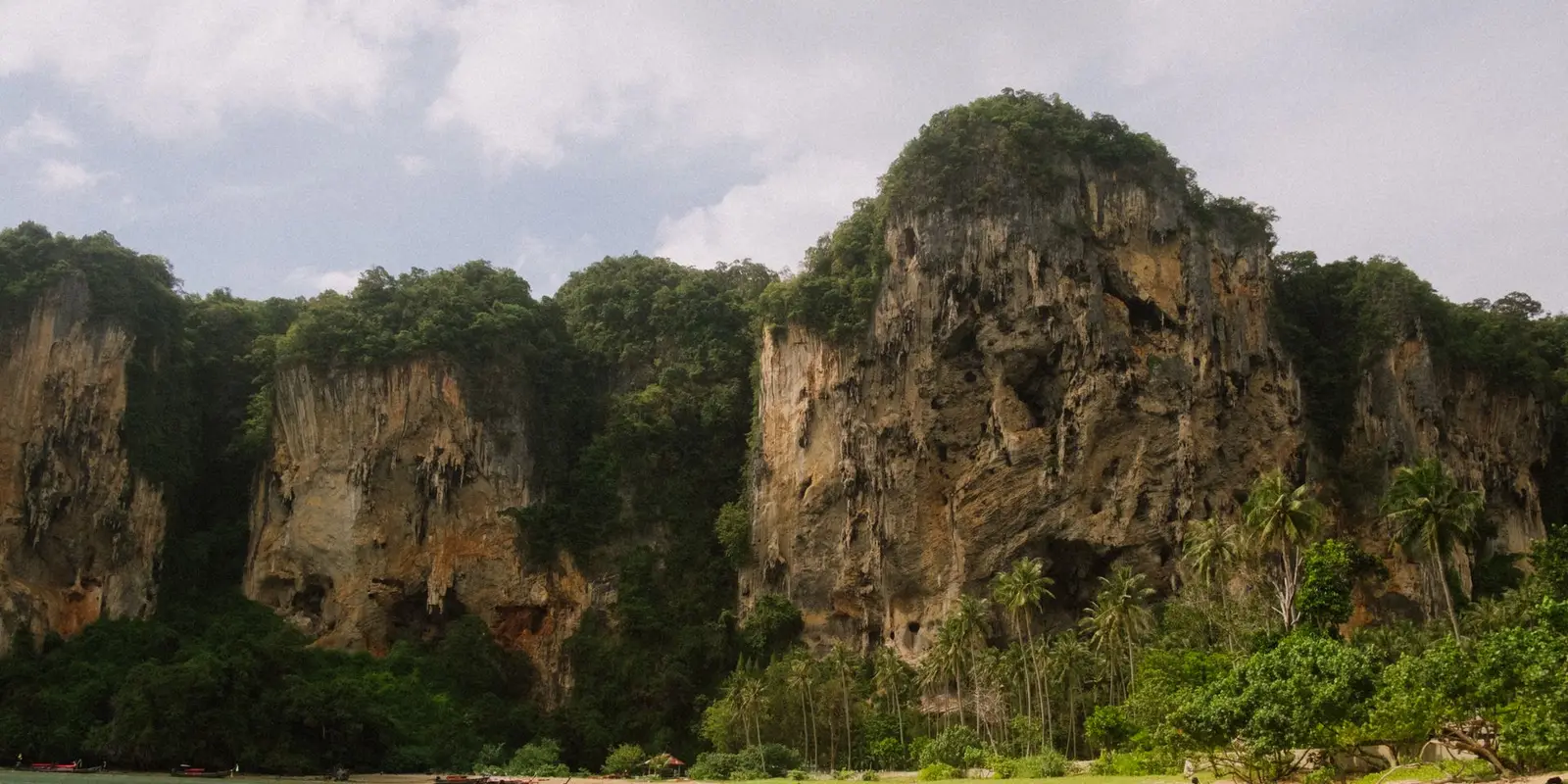 Ton Sai Beach, Krabi